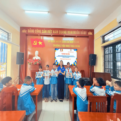 ĐƯỜNG AN: TUYÊN TRUYỀN GIÁO DỤC LÝ TƯỞNG CÁCH MẠNG CHO THIẾU NHI VÀ THI VẼ TRANH KỶ NIỆM 81 NĂM NGÀY THÀNH LẬP QUÂN ĐỘI NHÂN DÂN VIỆT NAM (22/12/1944 - 22/12/2025)